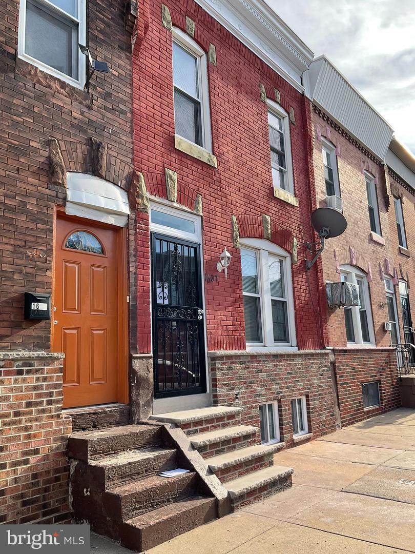 1607 24TH Street - Photo 1