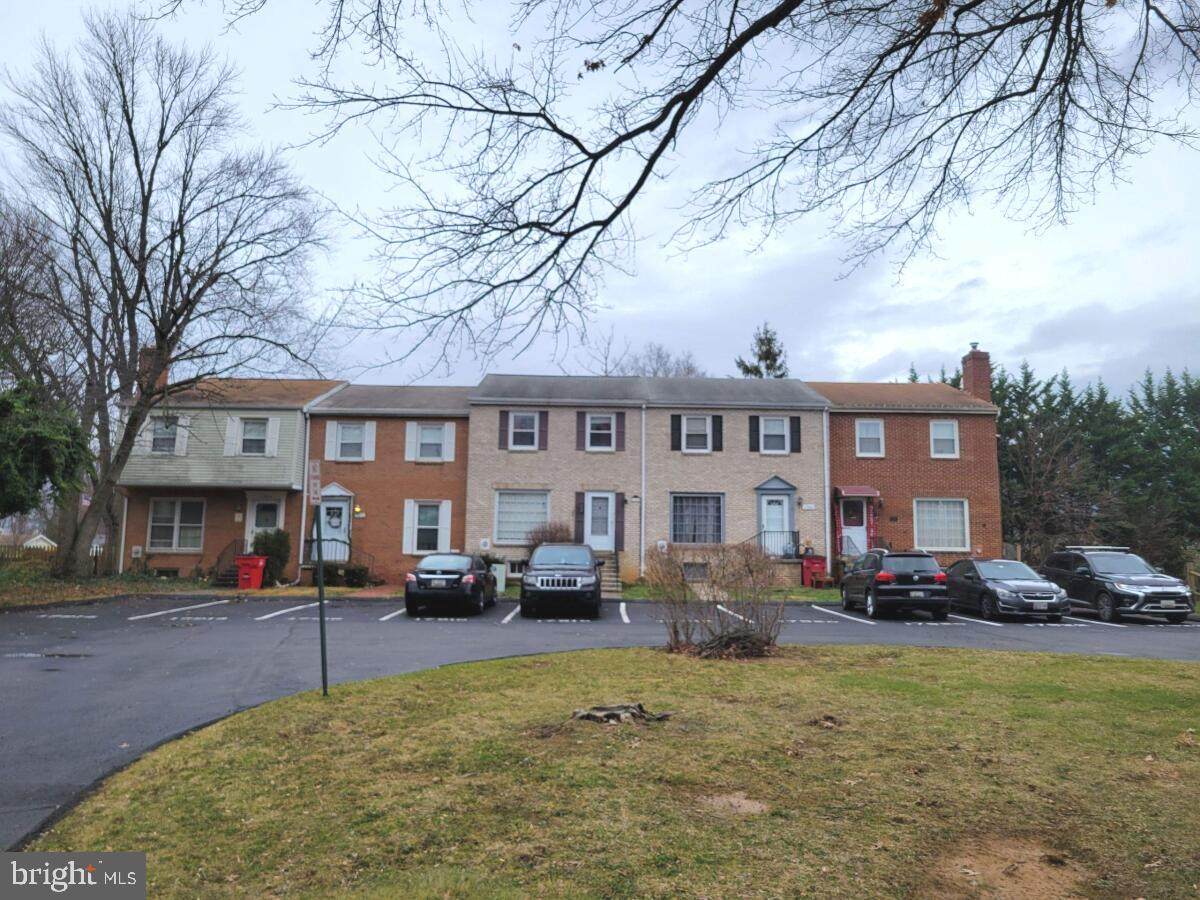 17918 Hickory Lane - Photo 1