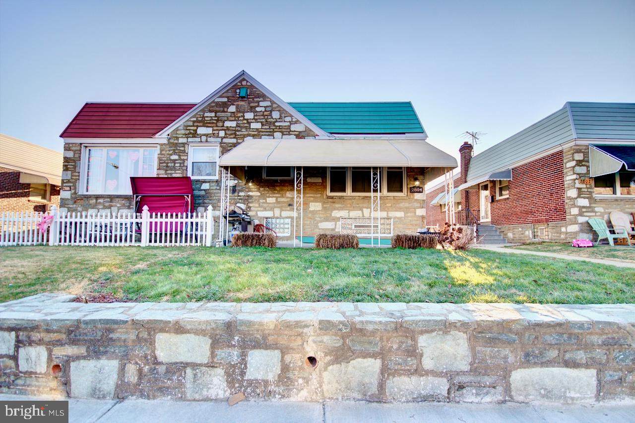 2804 Fuller Street - Photo 1