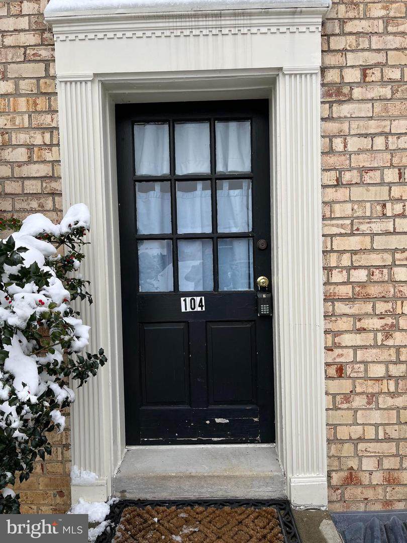 420 Armistead Street - Photo 1