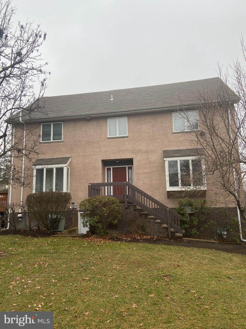16 Hanover Court - Photo 1