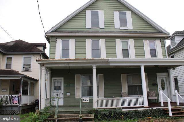 570 Nelson Street - Photo 1