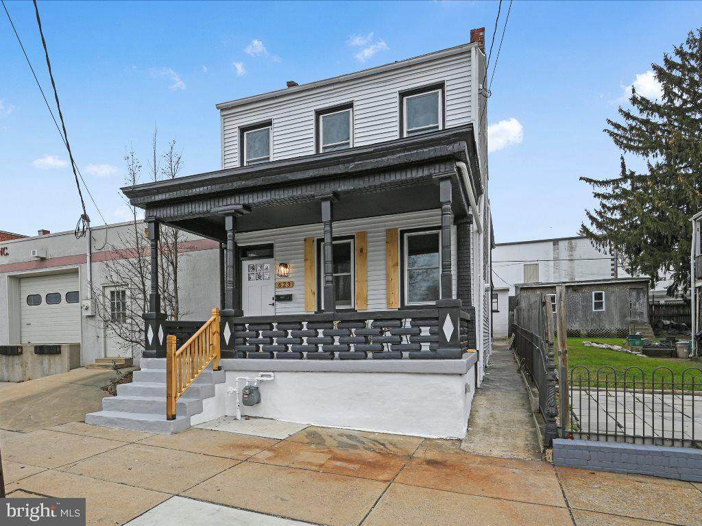 623 Prince Street - Photo 1