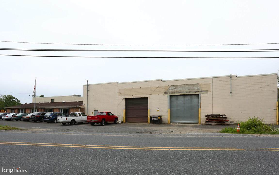 317 Salina Road - Photo 1