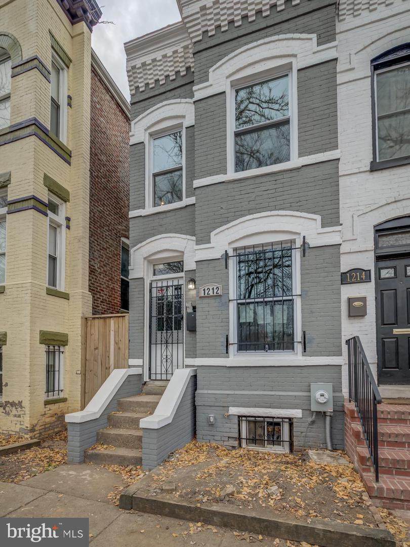 1212 Kirby Street - Photo 1