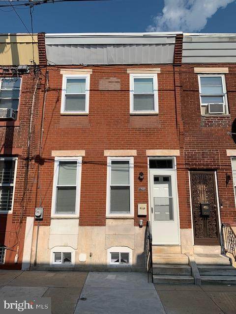 1741 Chadwick Street - Photo 1