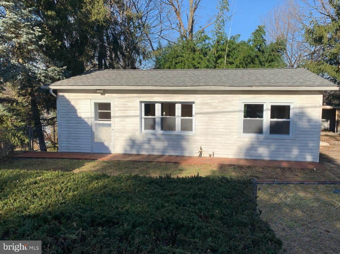2026 Wayne Avenue - Photo 1