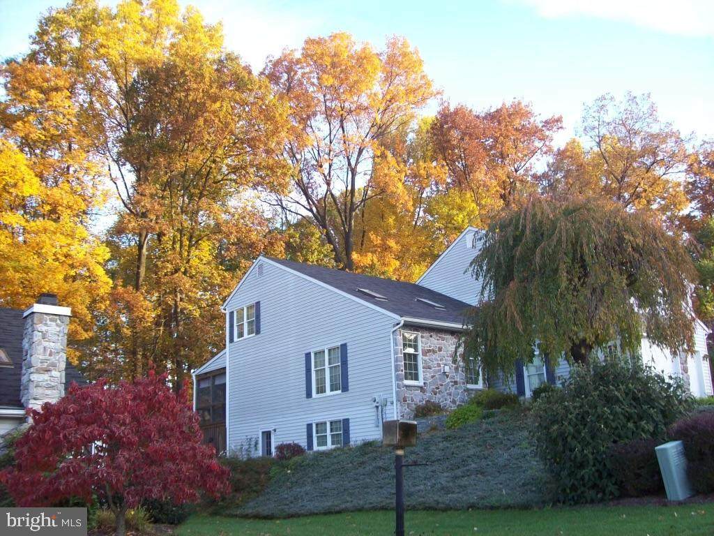 208 Mountainstone Drive - Photo 1