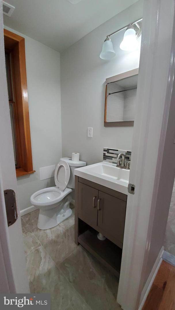 2347 Allegheny Avenue - Photo 1