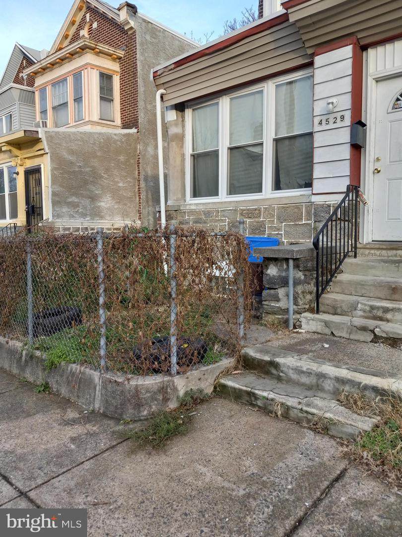 4529 Marvine Street - Photo 1