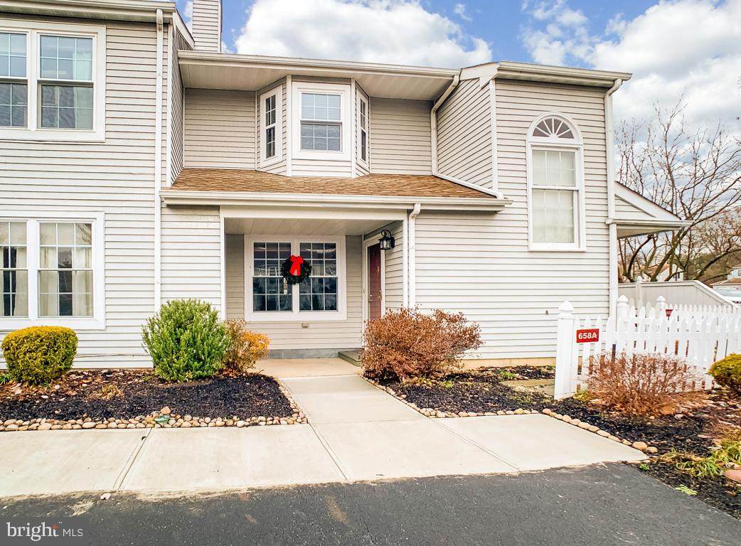 658-A Rose Hollow Drive - Photo 1