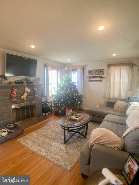 338 6TH Avenue - Photo 1