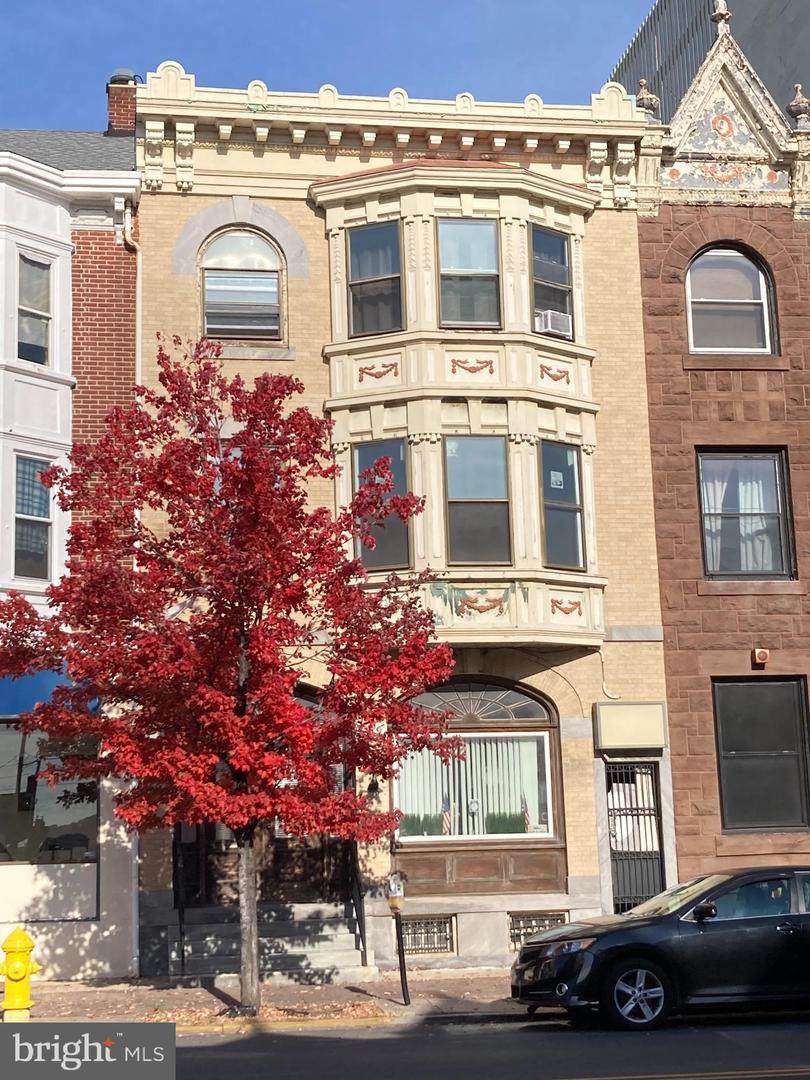 1119 Hamilton Street - Photo 1