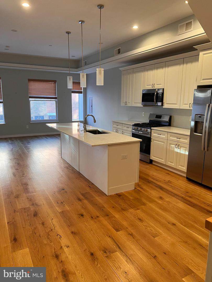 1319-21 6TH Street - Photo 1