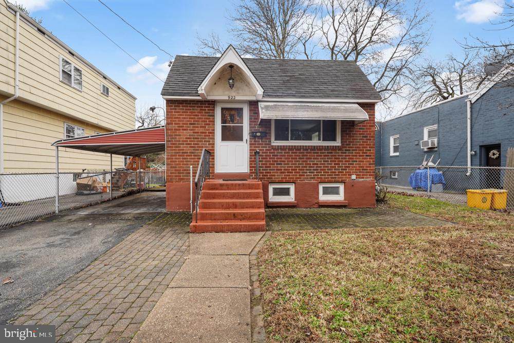 922 Beechwood Ave Avenue - Photo 1