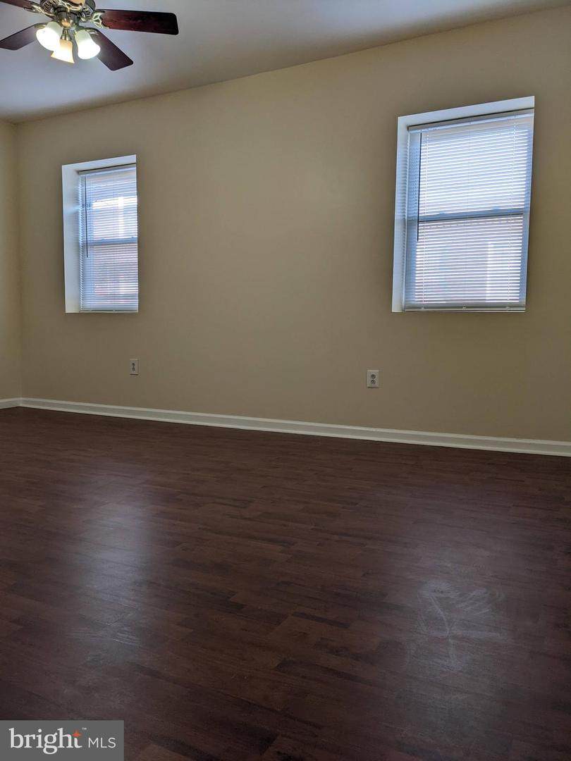 1540 6TH Street - Photo 1