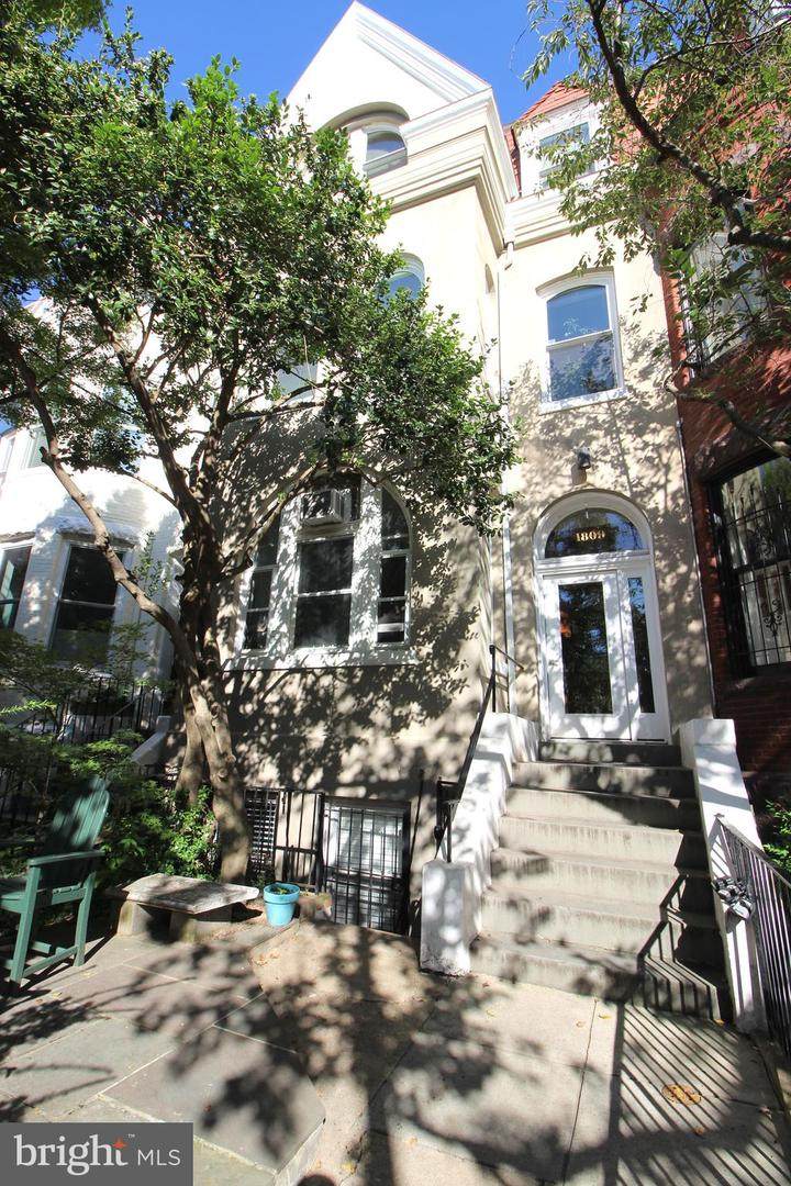1809 19TH Street - Photo 1