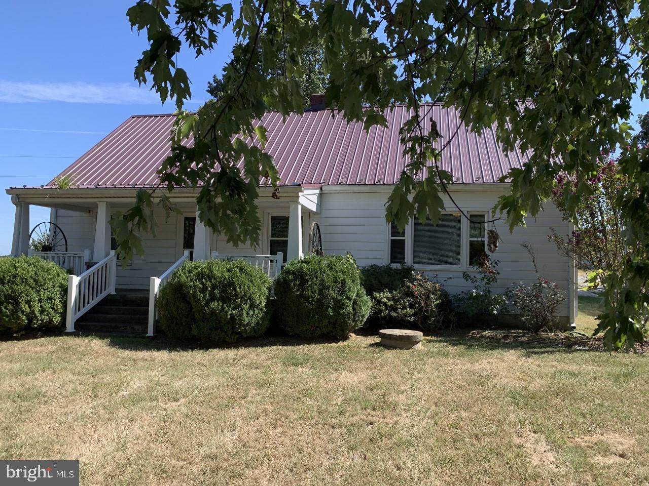 446 New Bridge Road - Photo 1