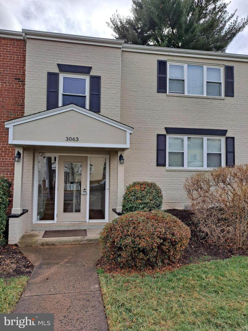 3063 Patrick Henry Drive - Photo 1