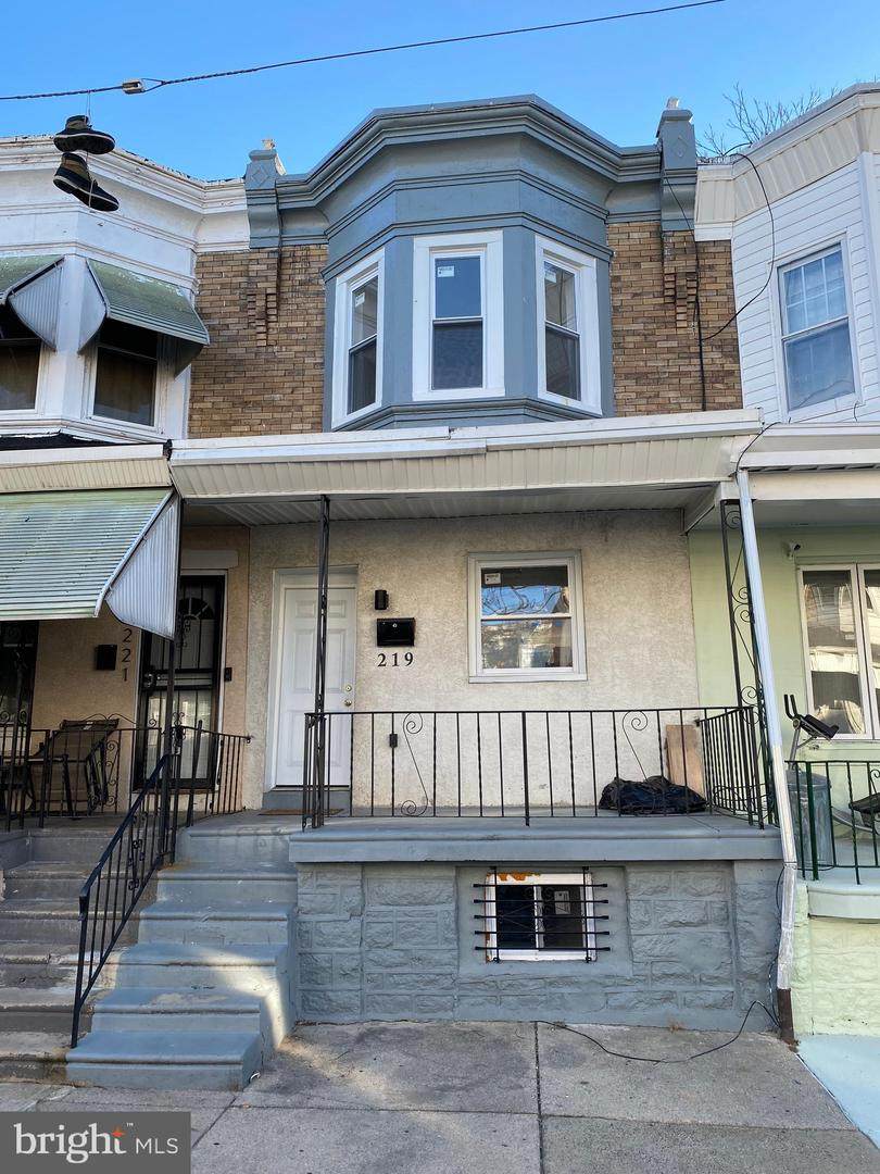 219 Avondale Street - Photo 1