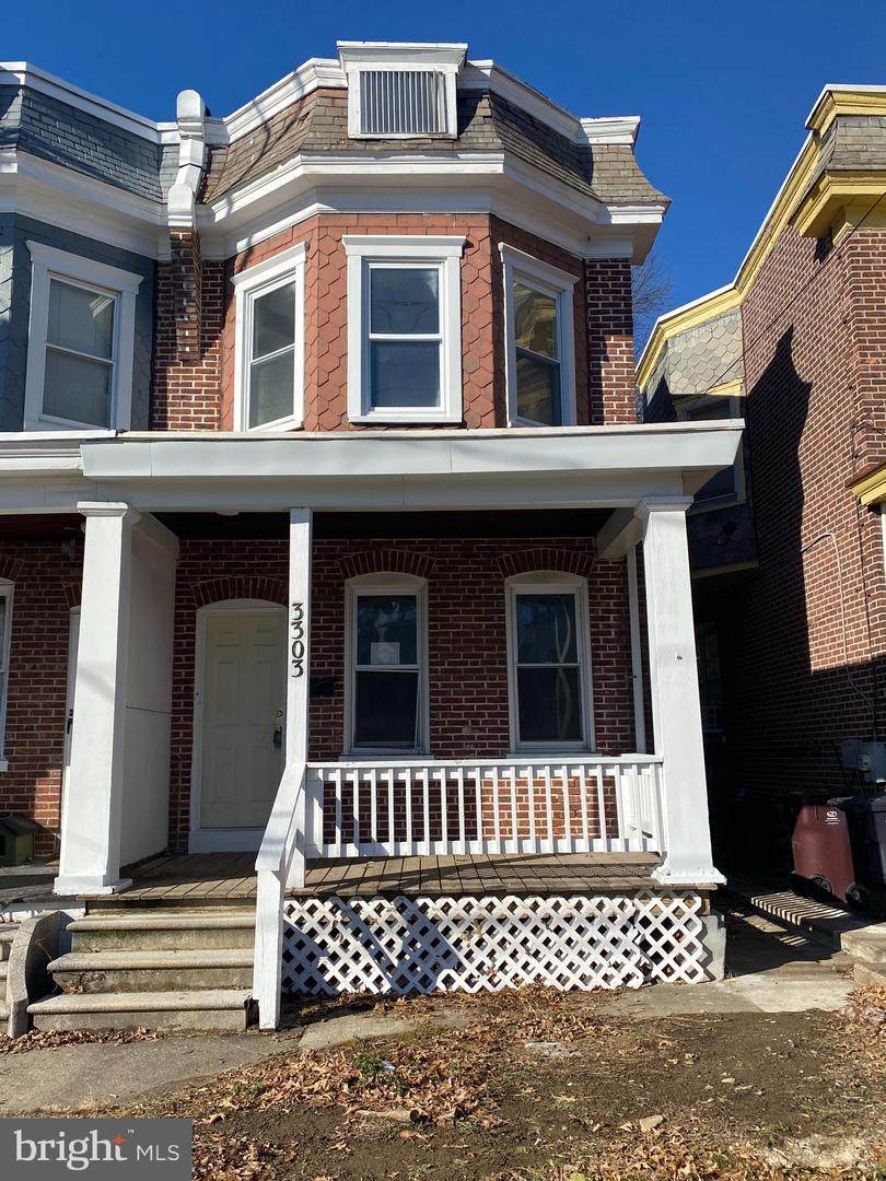 3303 Washington Street - Photo 1