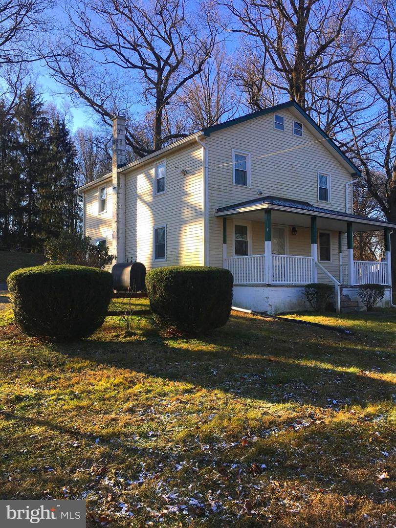 940 Pennock Bridge Road - Photo 1