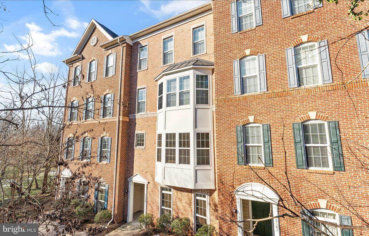 9539 Hall Terrace - Photo 1