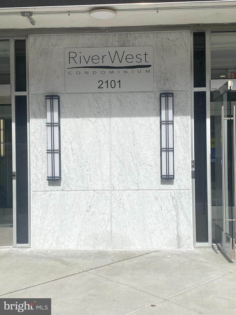 2101 Chestnut Street - Photo 1