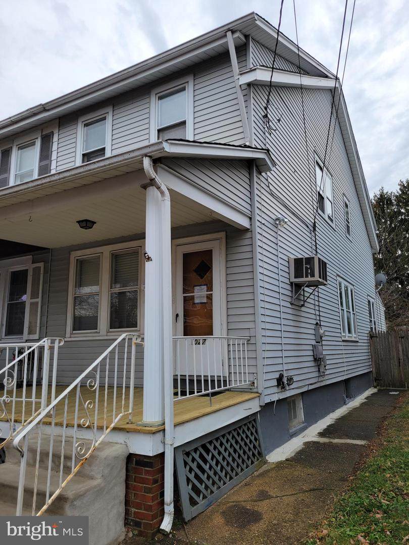 1027 Revere Avenue - Photo 1