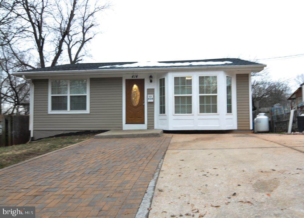 414 5TH Avenue - Photo 1