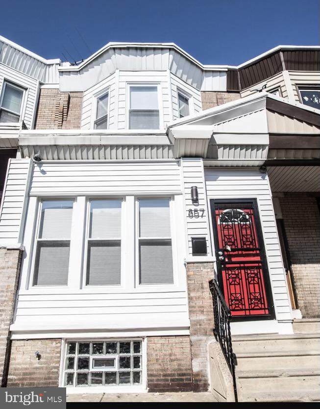 857 Cornwall Street - Photo 1