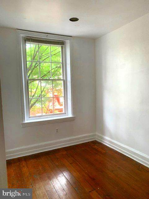 333 12TH Street - Photo 1