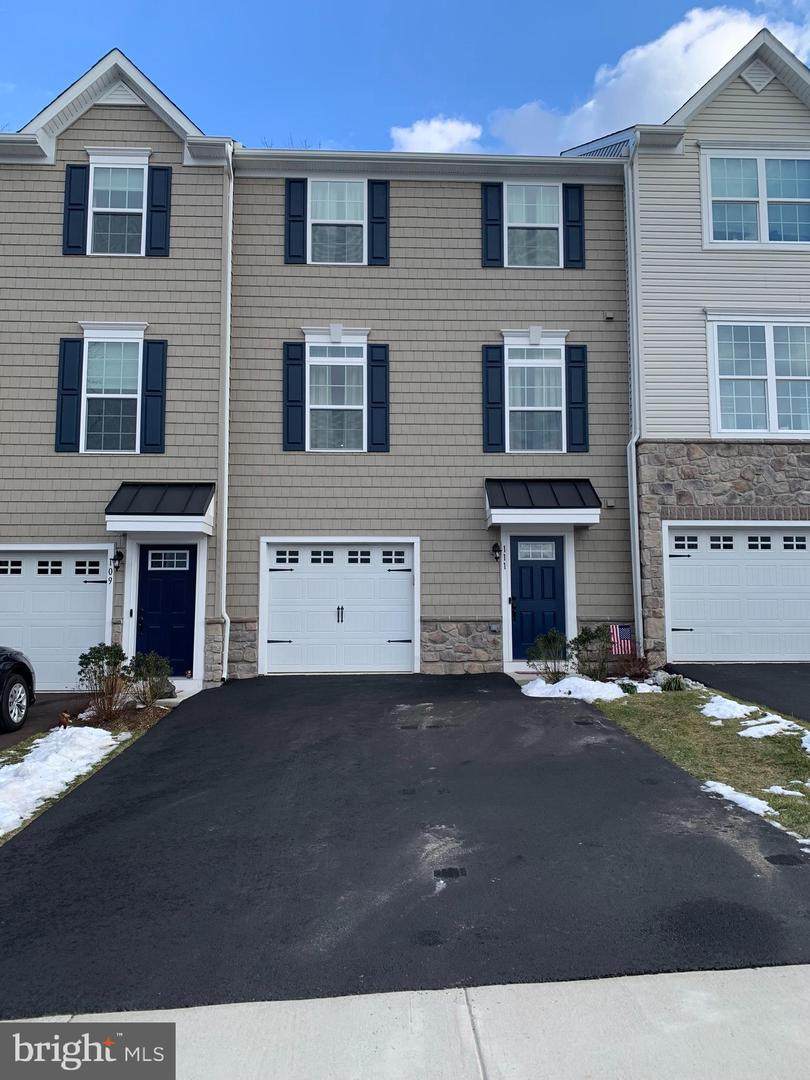 111 Arbor Boulevard - Photo 1