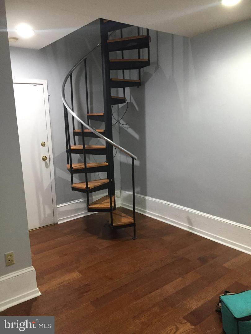 333 12TH Street - Photo 1