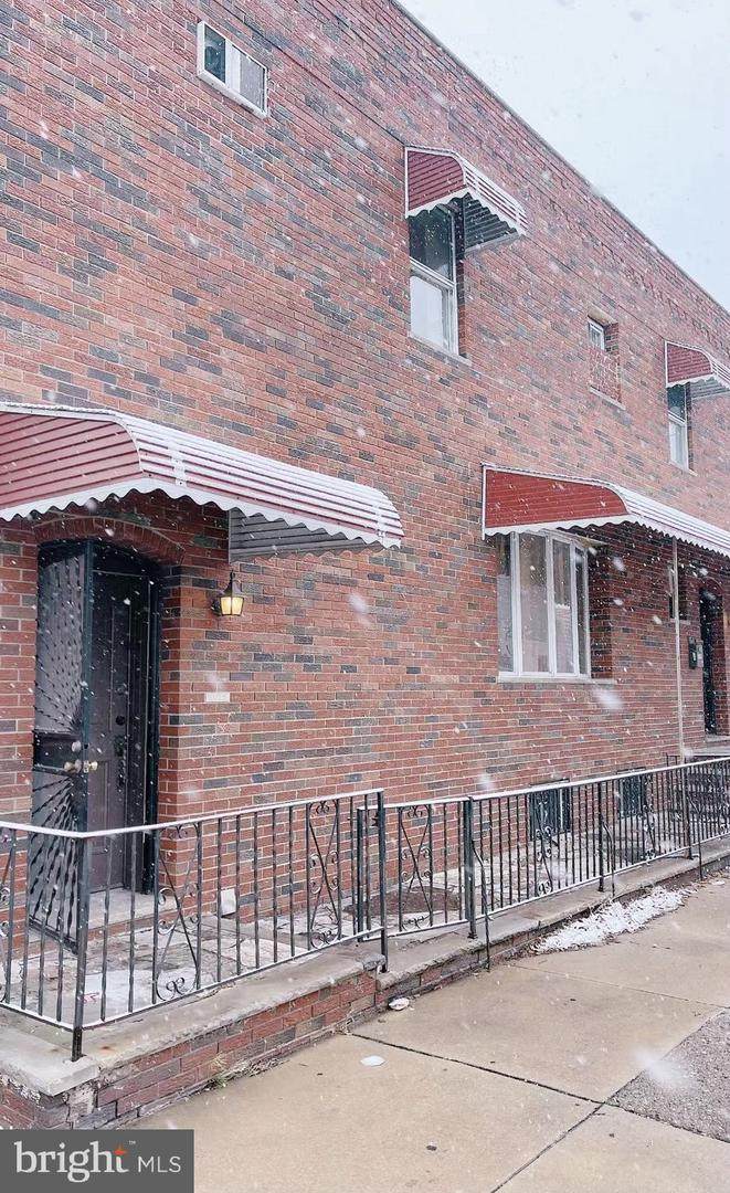 2437 Warnock Street - Photo 1