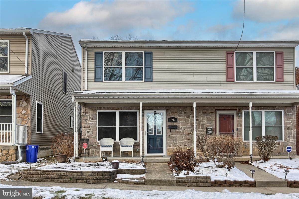 3212 Pennwood Road - Photo 1