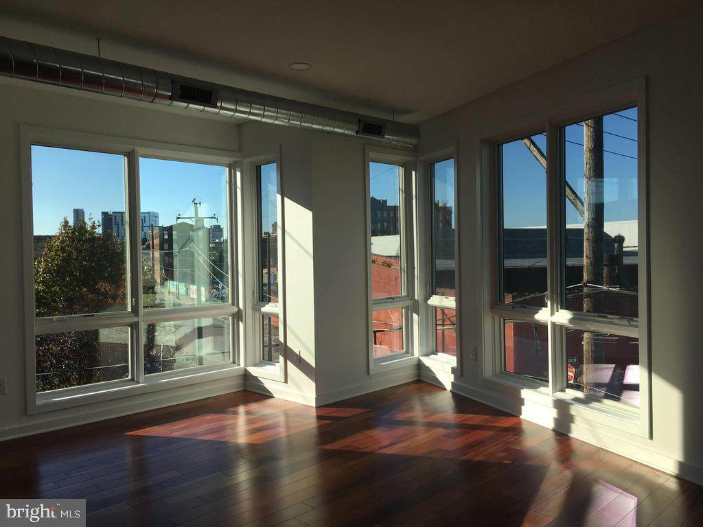 320 Cecil B Moore Avenue - Photo 1