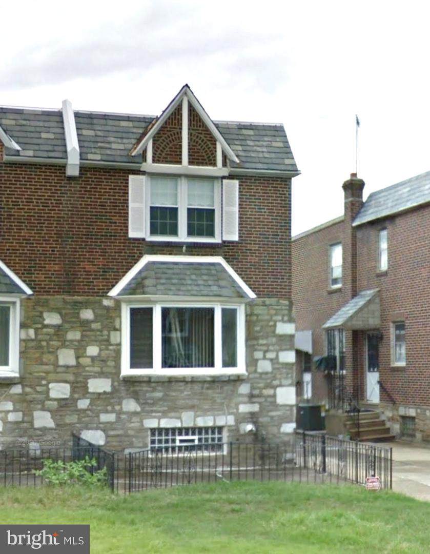 2112 Vista Street - Photo 1