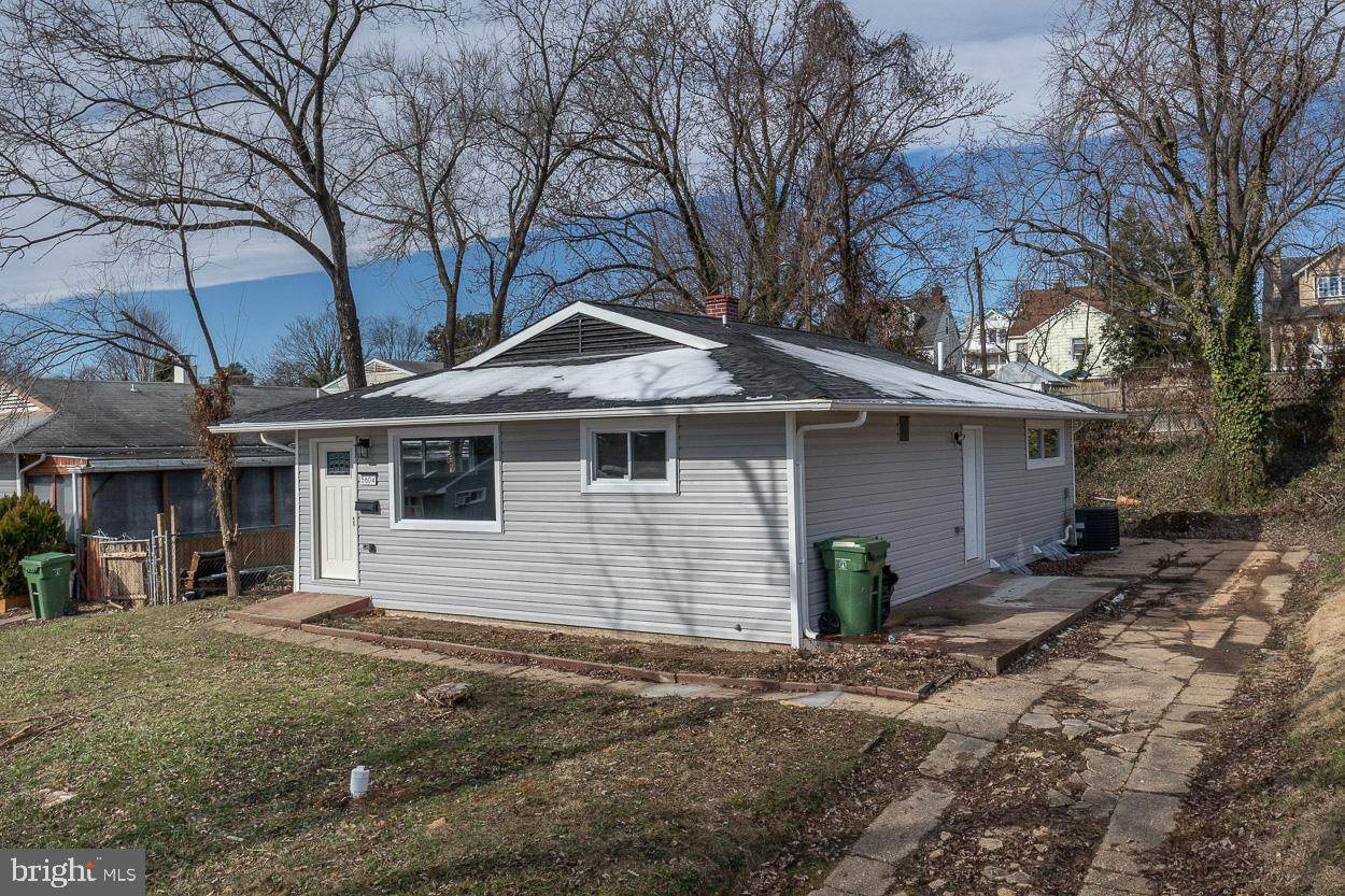 5604 Anthony Avenue - Photo 1