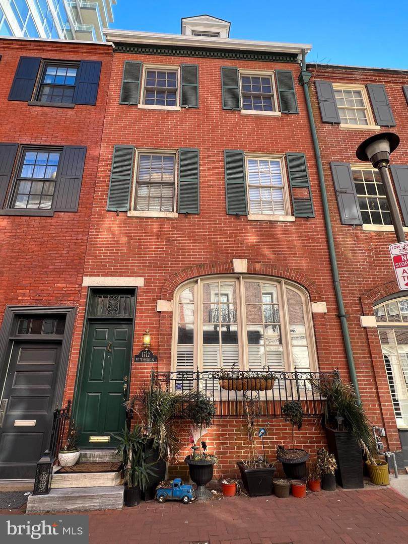 1712 Rittenhouse Square - Photo 1