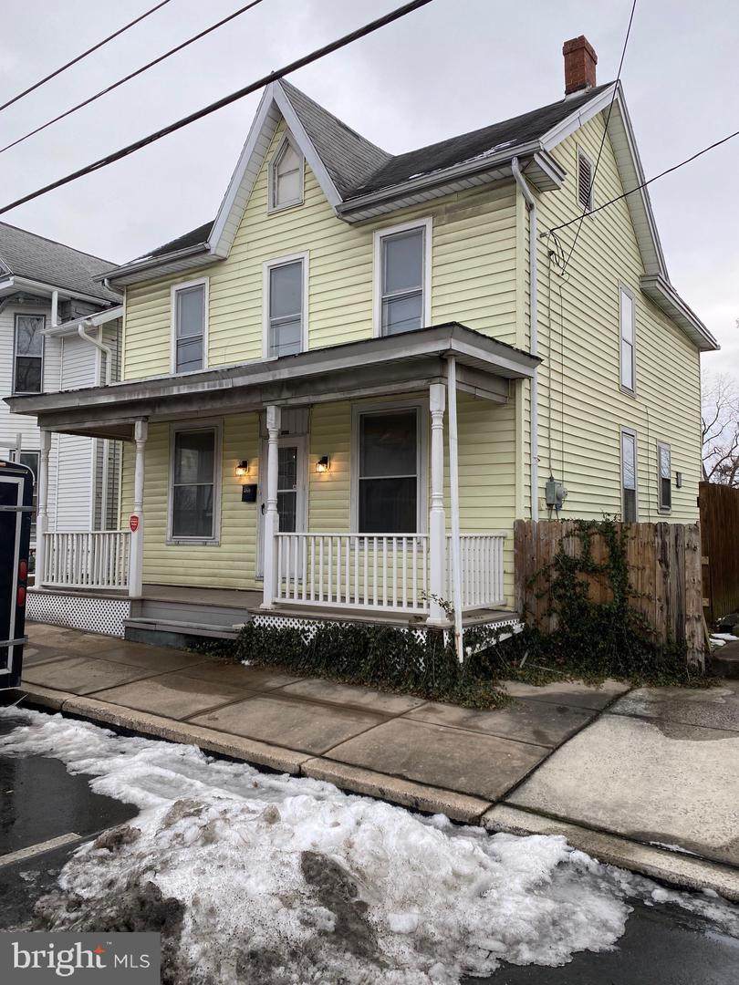432 King Street - Photo 1