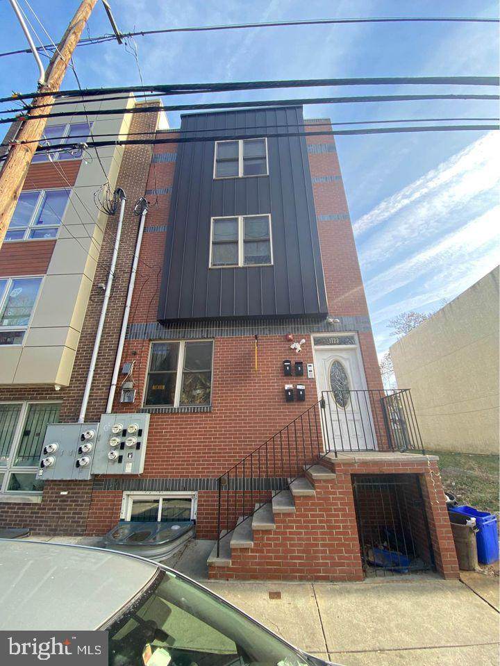 1723 17TH Street - Photo 1