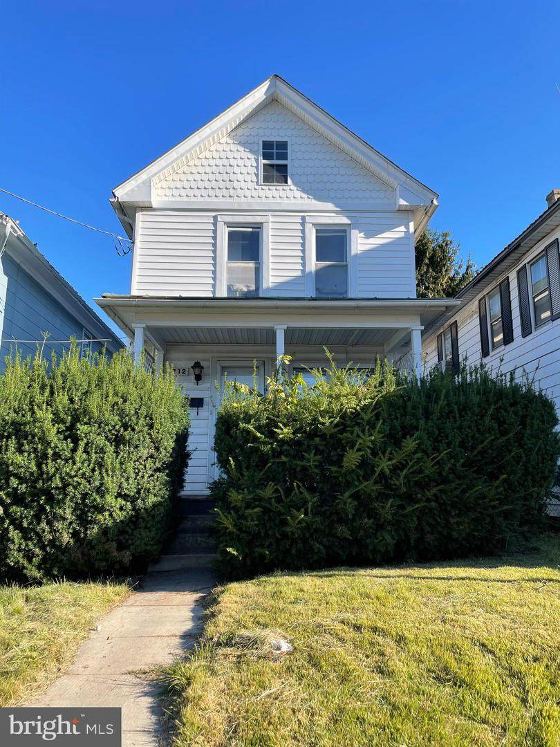 712 King Street - Photo 1