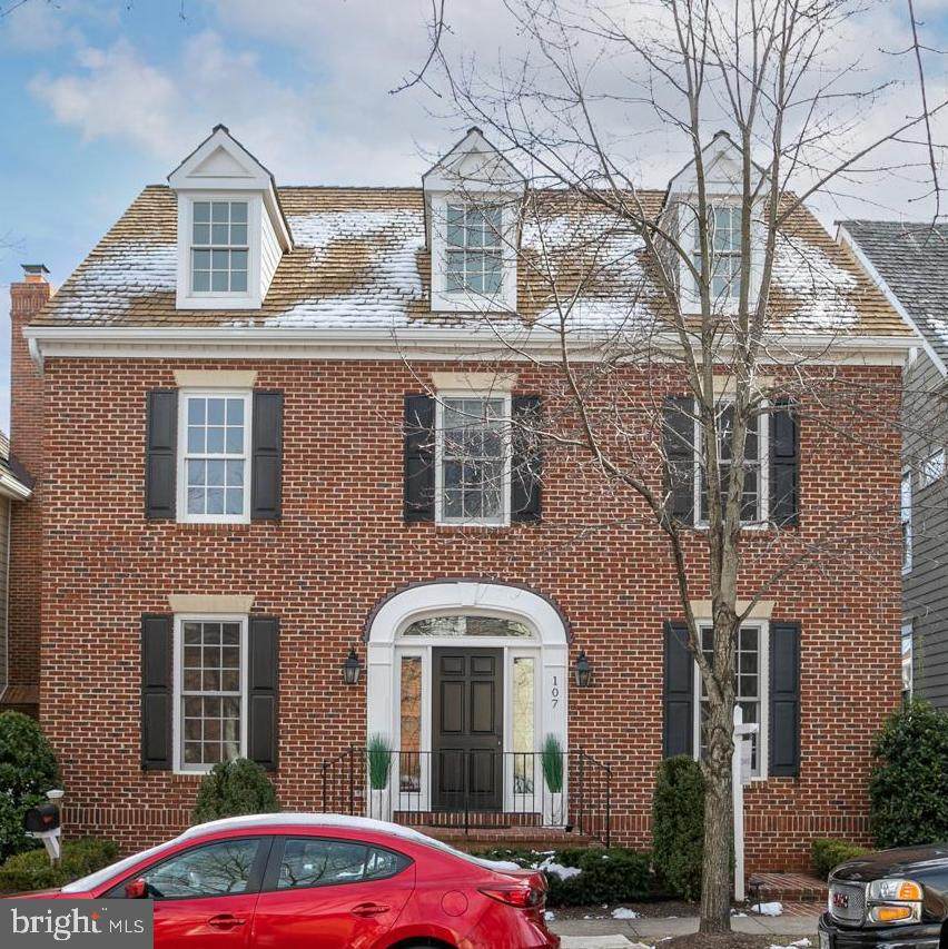 107 Thaxton Street - Photo 1