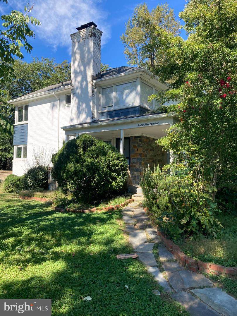 2900 Argyle Drive - Photo 1