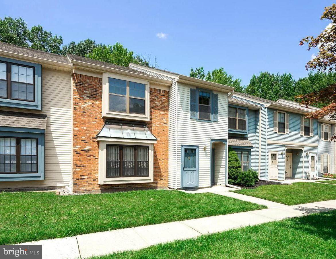 185 Wyndham Place - Photo 1