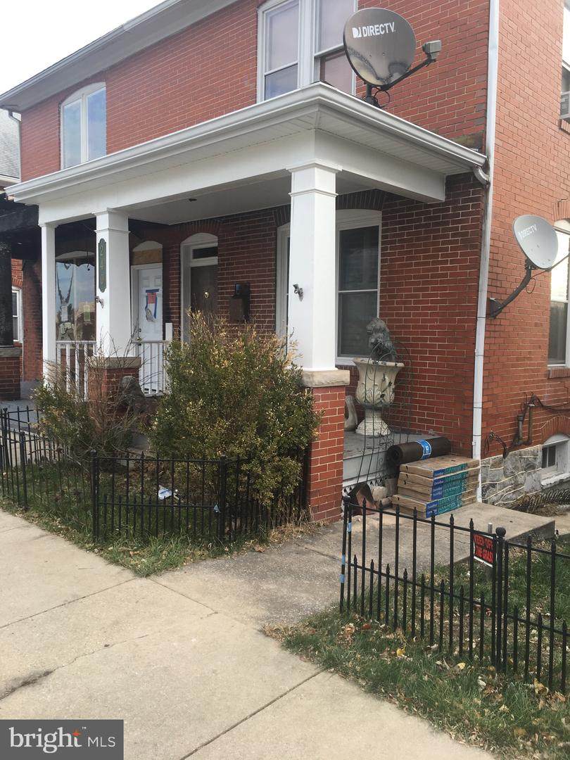 240 Hager Street - Photo 1