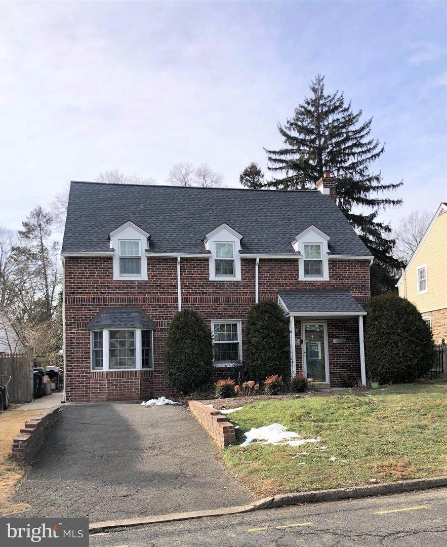 942 Crefeld Avenue - Photo 1