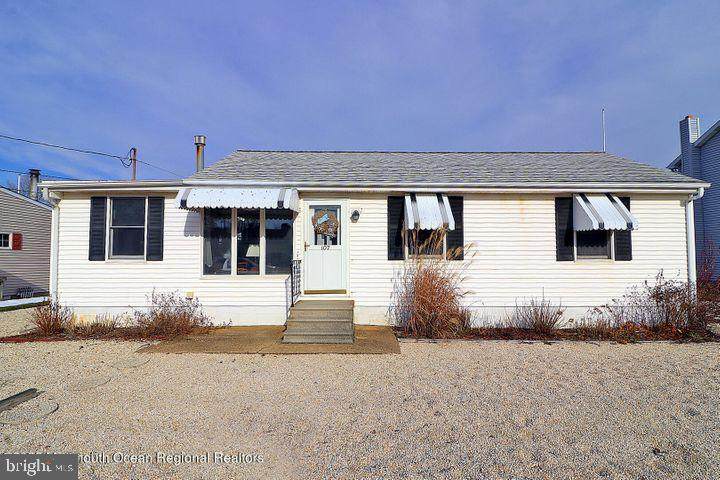 107 Marine Road - Photo 1