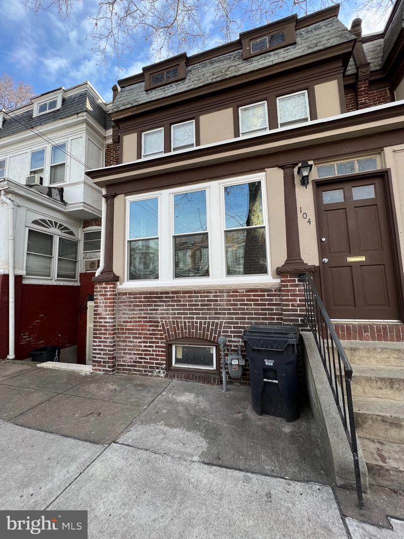 104 Clayton Street - Photo 1